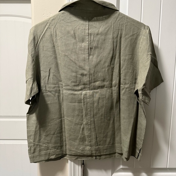 Buffalo David Bitton Olive Green Wmn’s Med. Button down Lightweight, Classic Top - Picture 2 of 6